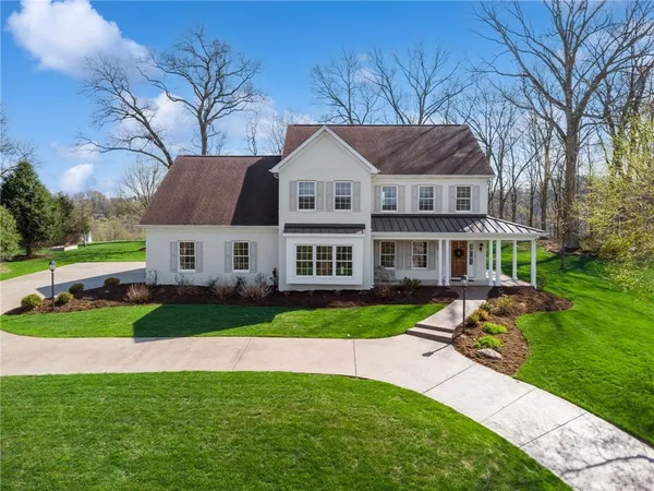 $985,000 | 1141 Lauralynn Drive, Latrobe, PA 15650