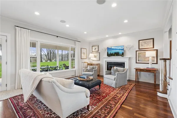 $985,000 | 1141 Lauralynn Drive, Latrobe, PA 15650