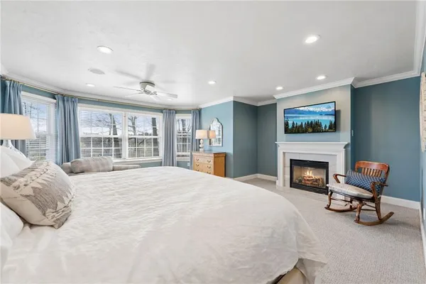 $985,000 | 1141 Lauralynn Drive, Latrobe, PA 15650