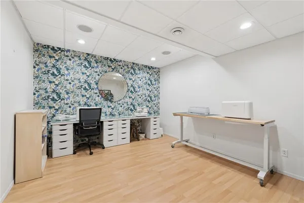 $985,000 | 1141 Lauralynn Drive, Latrobe, PA 15650