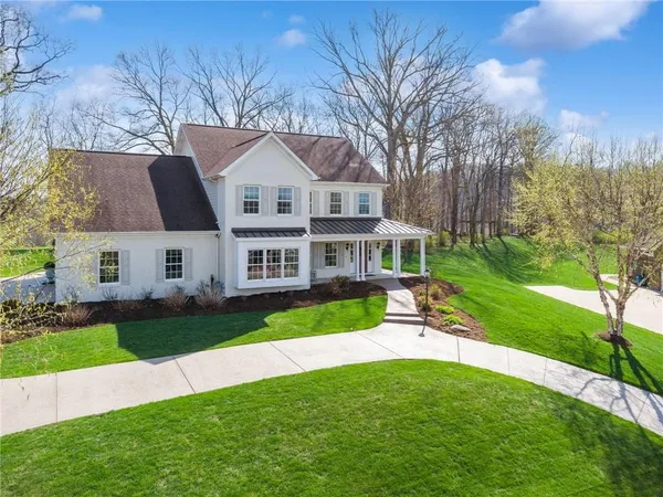 $985,000 | 1141 Lauralynn Drive, Latrobe, PA 15650