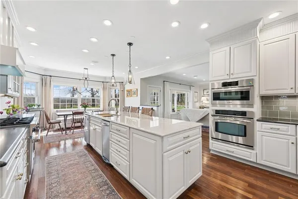 $985,000 | 1141 Lauralynn Drive, Latrobe, PA 15650