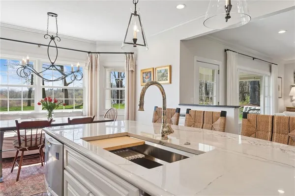 $985,000 | 1141 Lauralynn Drive, Latrobe, PA 15650