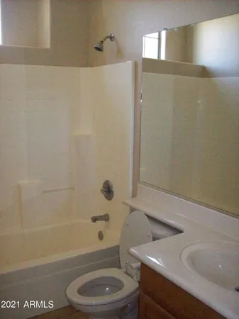 $2,395 | 3124 South Lois Lane, Gilbert, AZ 85295