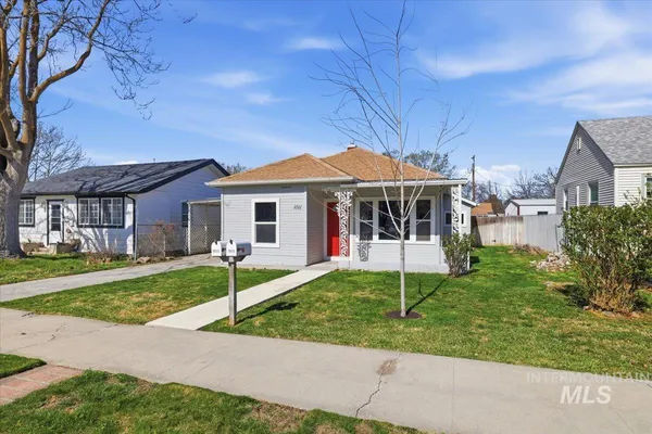$369,900 | 1011 10th Avenue South, Nampa, ID 83651