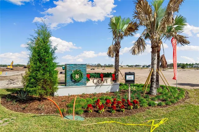 $368,999 | 9320 Chiswell Trail, Palmetto, FL 34221