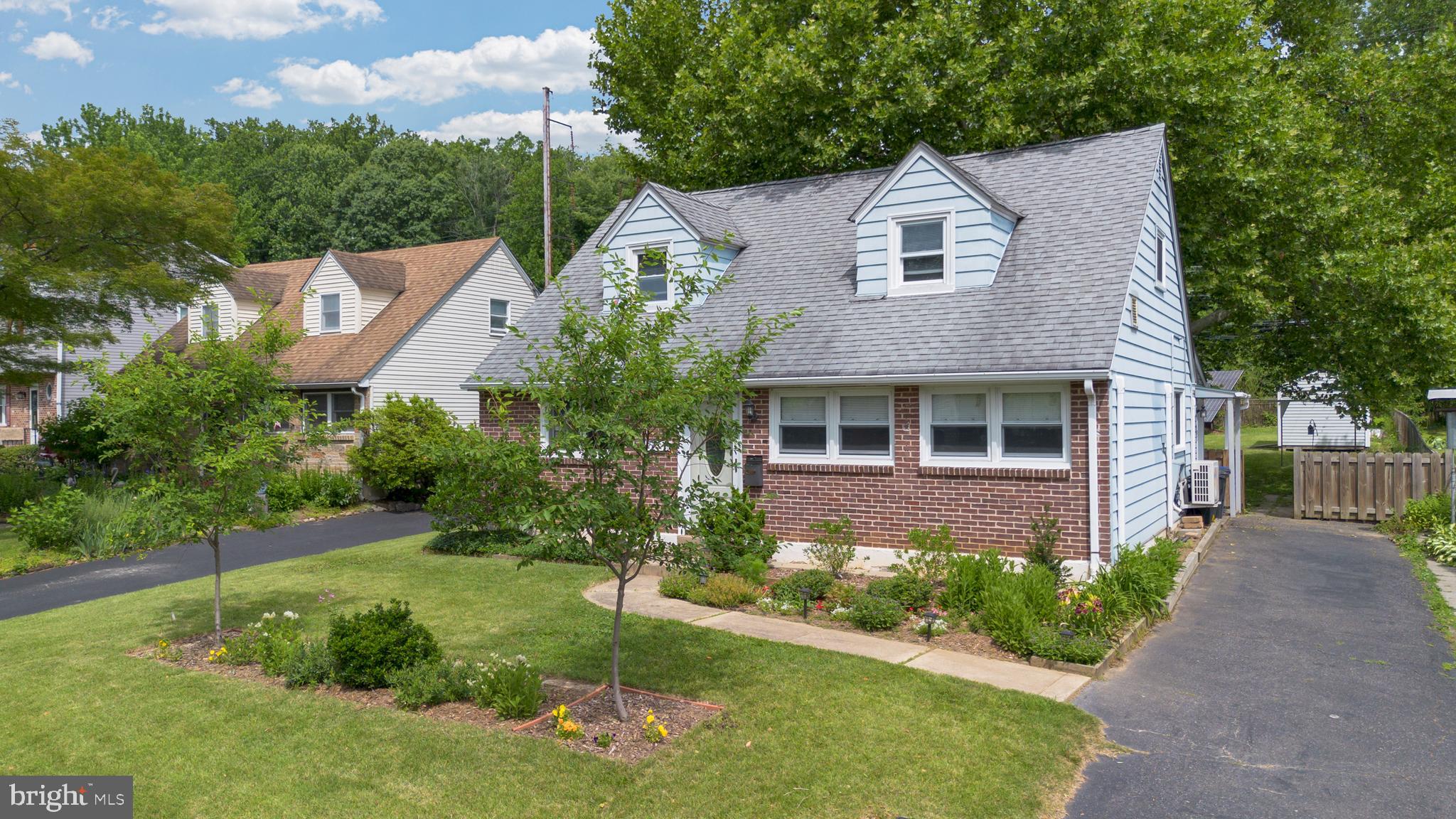 2407 Secane Road Secane, PA 19018 - Photo 2 of 47