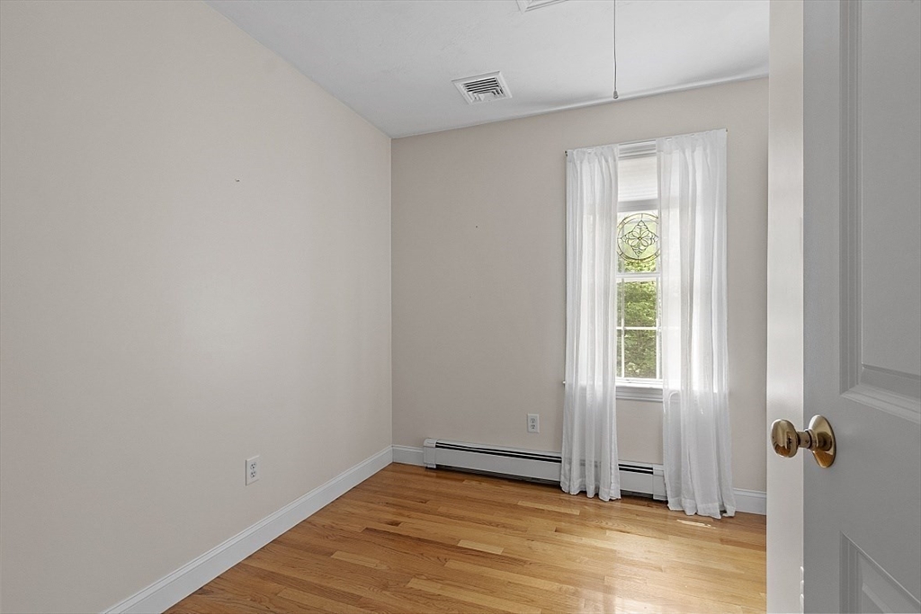 34 Ball Hill Road Princeton, MA 01541 - Photo 20 of 37 an empty room with window