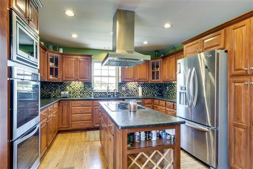 419 Buddy Road Burns, TN 37029 - Photo 7 of 30 HIGH END Stainless Steel Appliances & Drop Down Exhaust Vent...MAJOR WOW FACTOR
