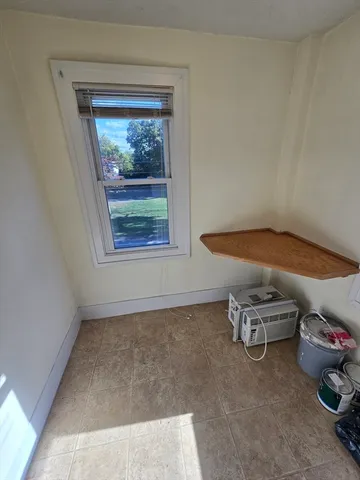 $1,500 | 16 Gaylord Street, Unit 2, South Hadley, MA 01075