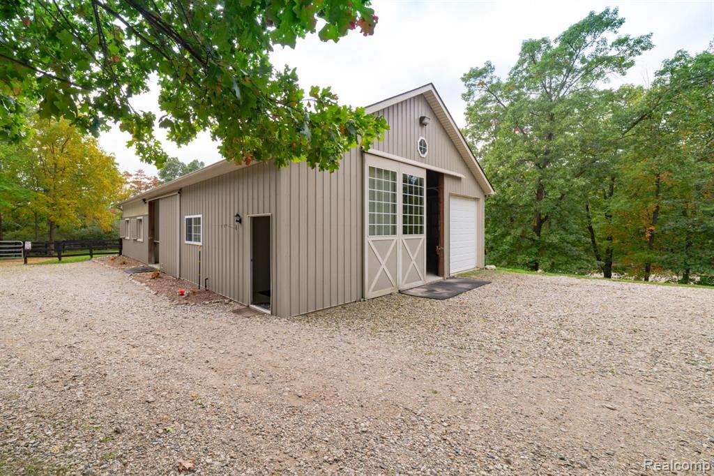 5690 Lost Lane Rochester, MI 48306 - Photo 73 of 99
