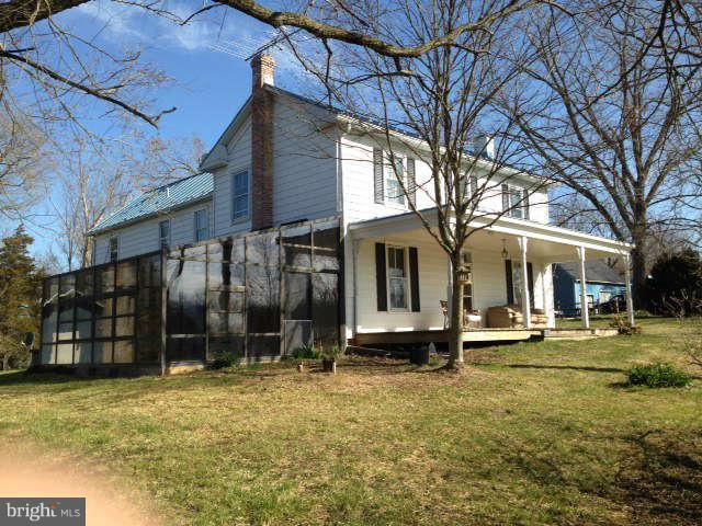 592 Minebank Road Middletown, VA 22645 - Photo 1 of 12 Exterior (Front)