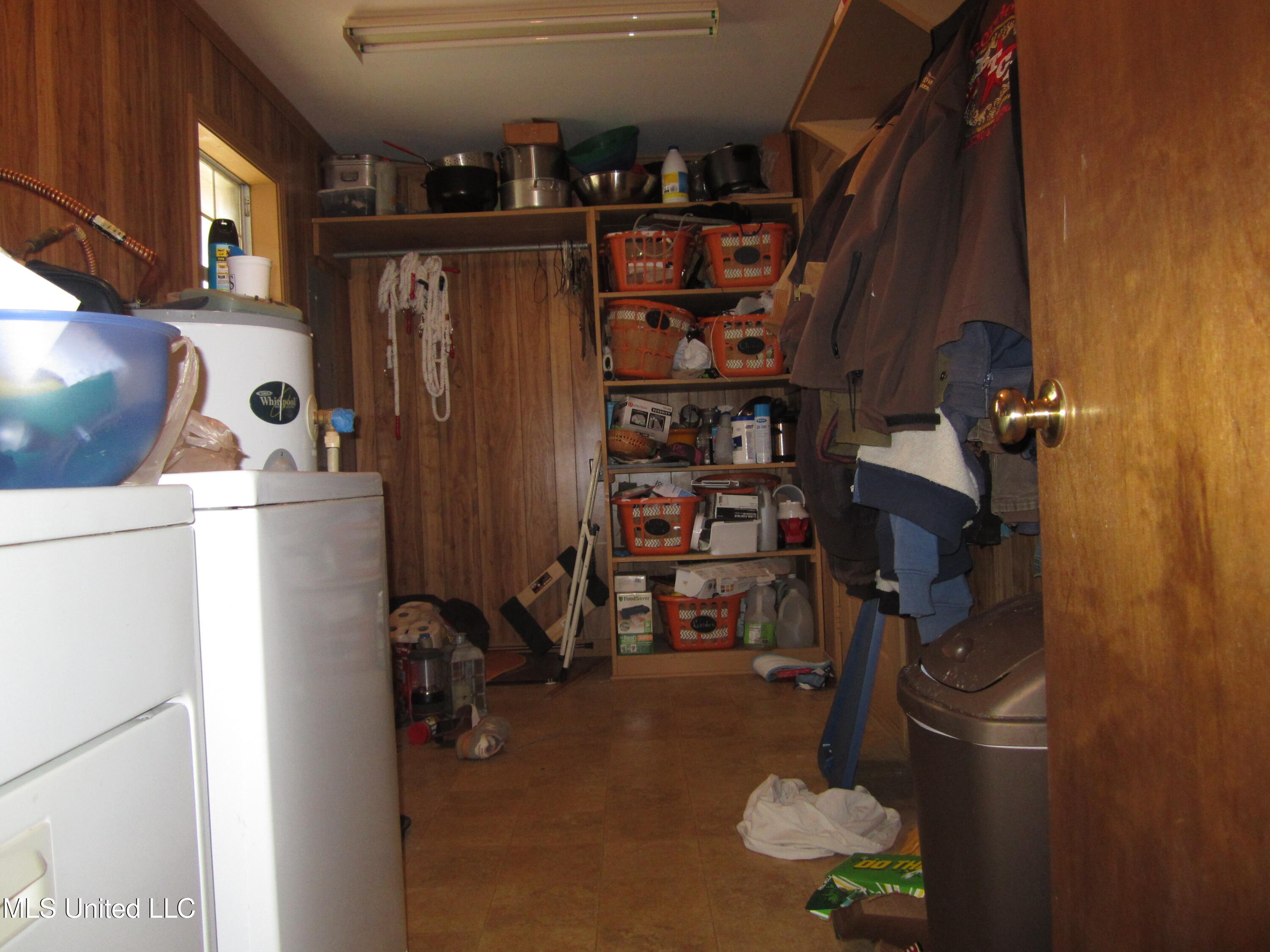 1558 Highway 30 New Albany, MS 38652 - Photo 12 of 28 IMG_8527