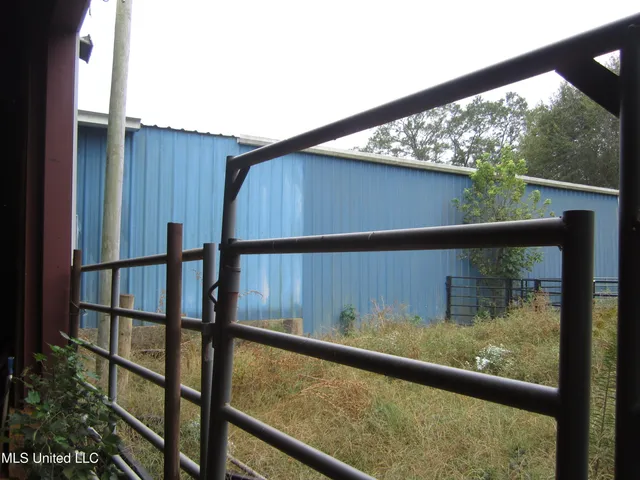 $599,000 | 1558 Highway 30, New Albany, MS 38652