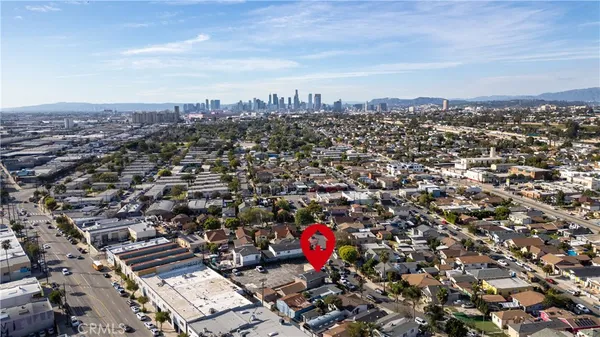 an aerial view of multiple house