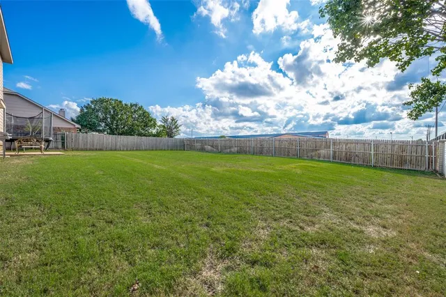 $339,000 | 101 Thoroughbred Drive, Krum, TX 76249