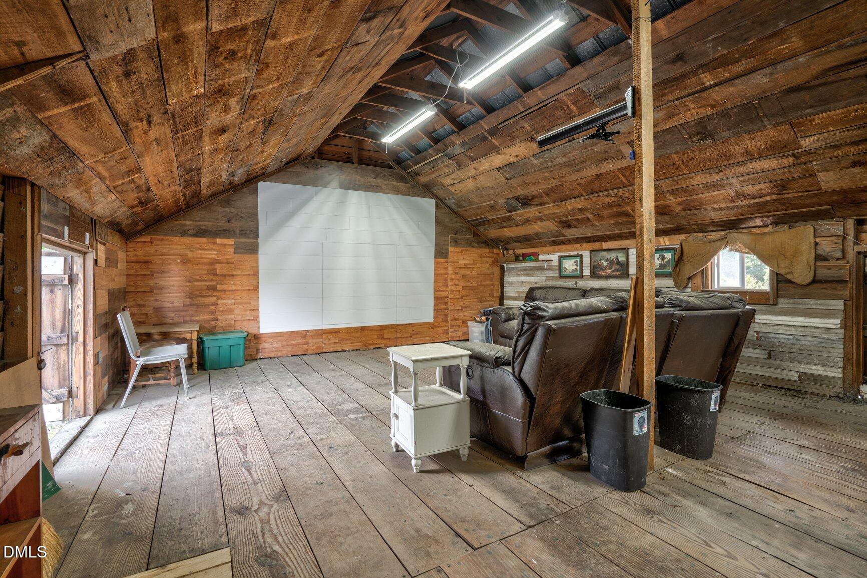 2141 McNair Road Tarboro, NC 27886 - Photo 41 of 55 a view of a patio with table and chairs