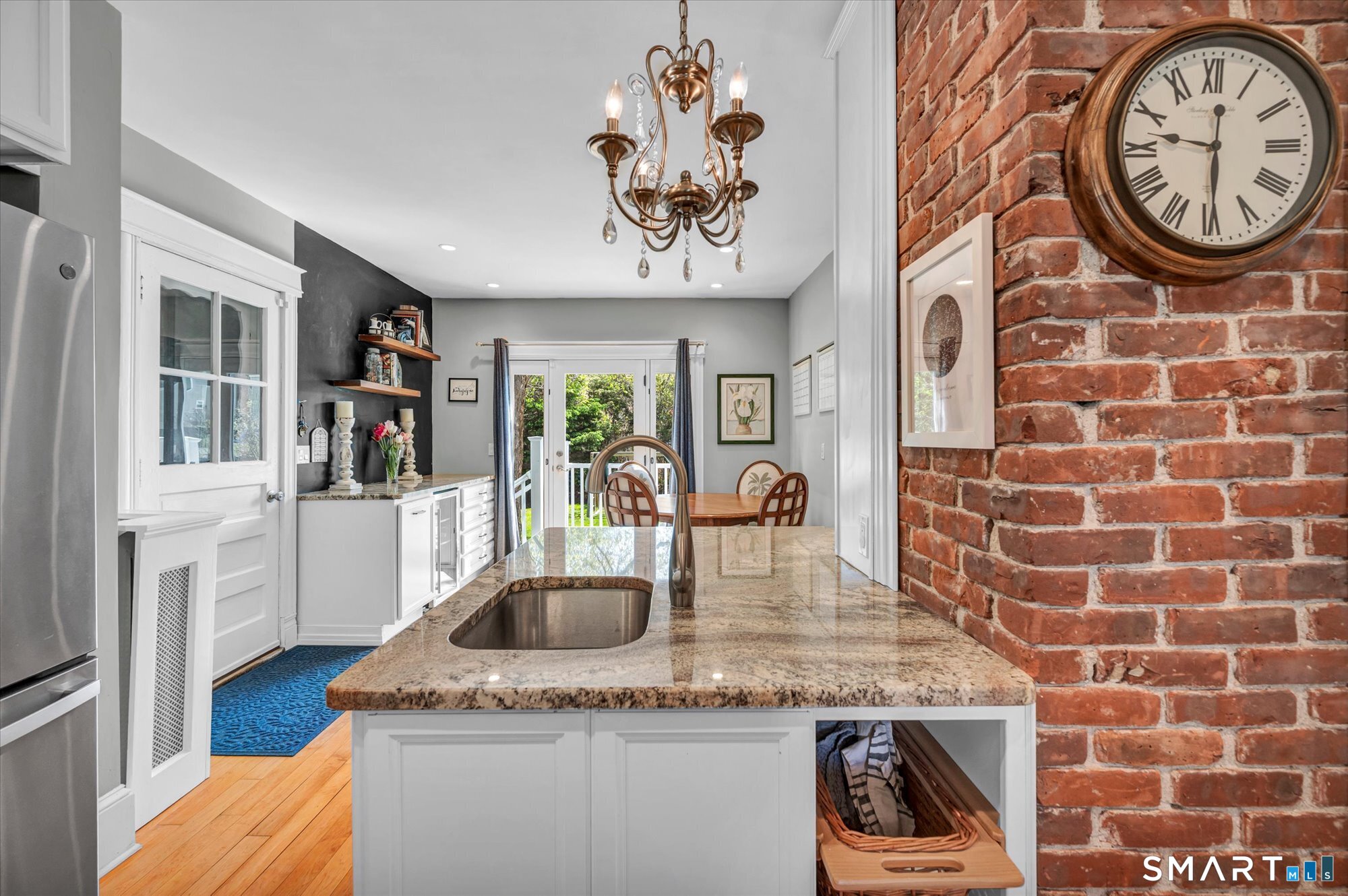 52 Stuart Street Newington, CT 06111 - Photo 10 of 33 Customized granite countertops, ample counterspace