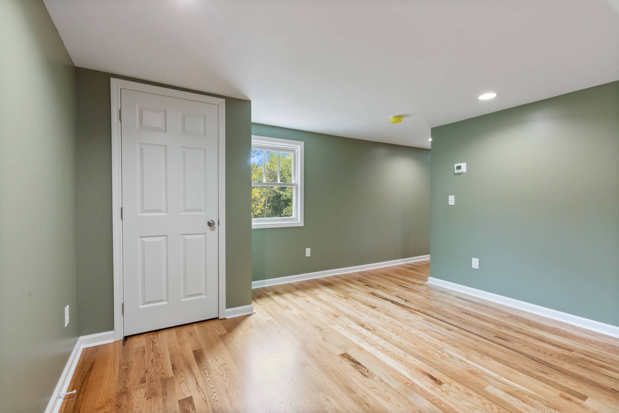 260 Old Highway 48 Charlotte, TN 37036 - Photo 25 of 71 a view of a livingroom with a chandelier