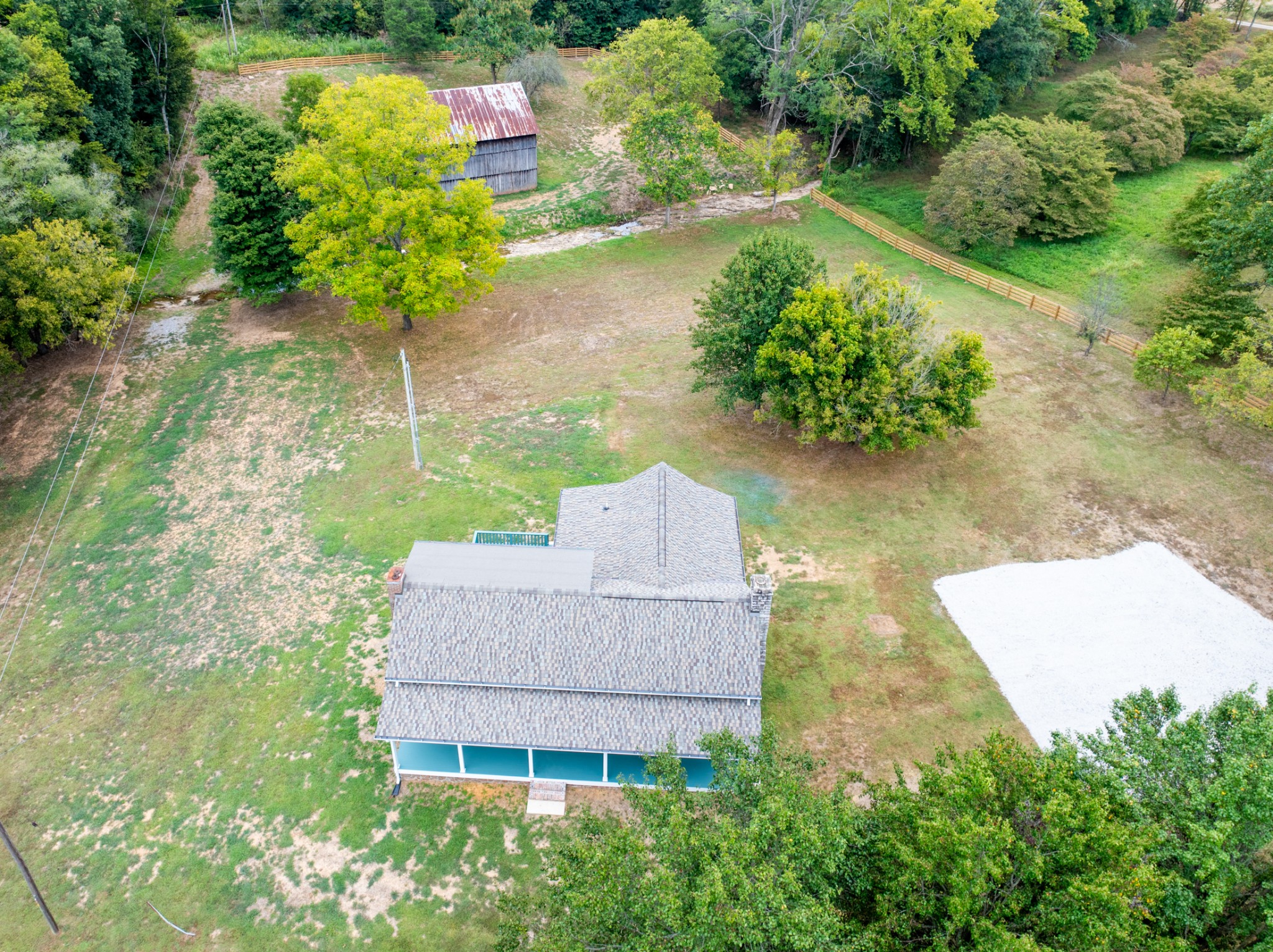 260 Old Highway 48 Charlotte, TN 37036 - Photo 54 of 71 an aerial view of a house with a yard