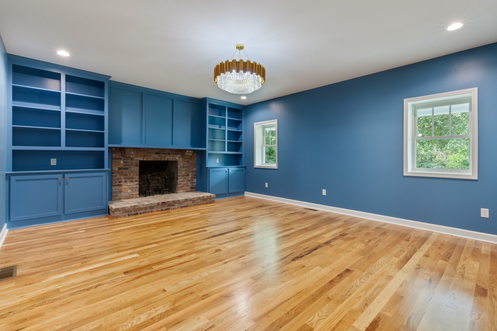 260 Old Highway 48 Charlotte, TN 37036 - Photo 7 of 71 a view of an empty room with a fireplace and a window