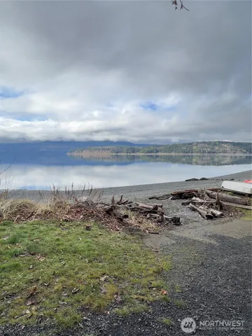 $460,000 | 376 Beach Drive, Quilcene, WA 98376