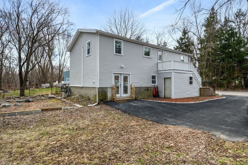 59 Maynard Road Dedham, MA 02026 - Photo 31 of 36 Gallery Image 31