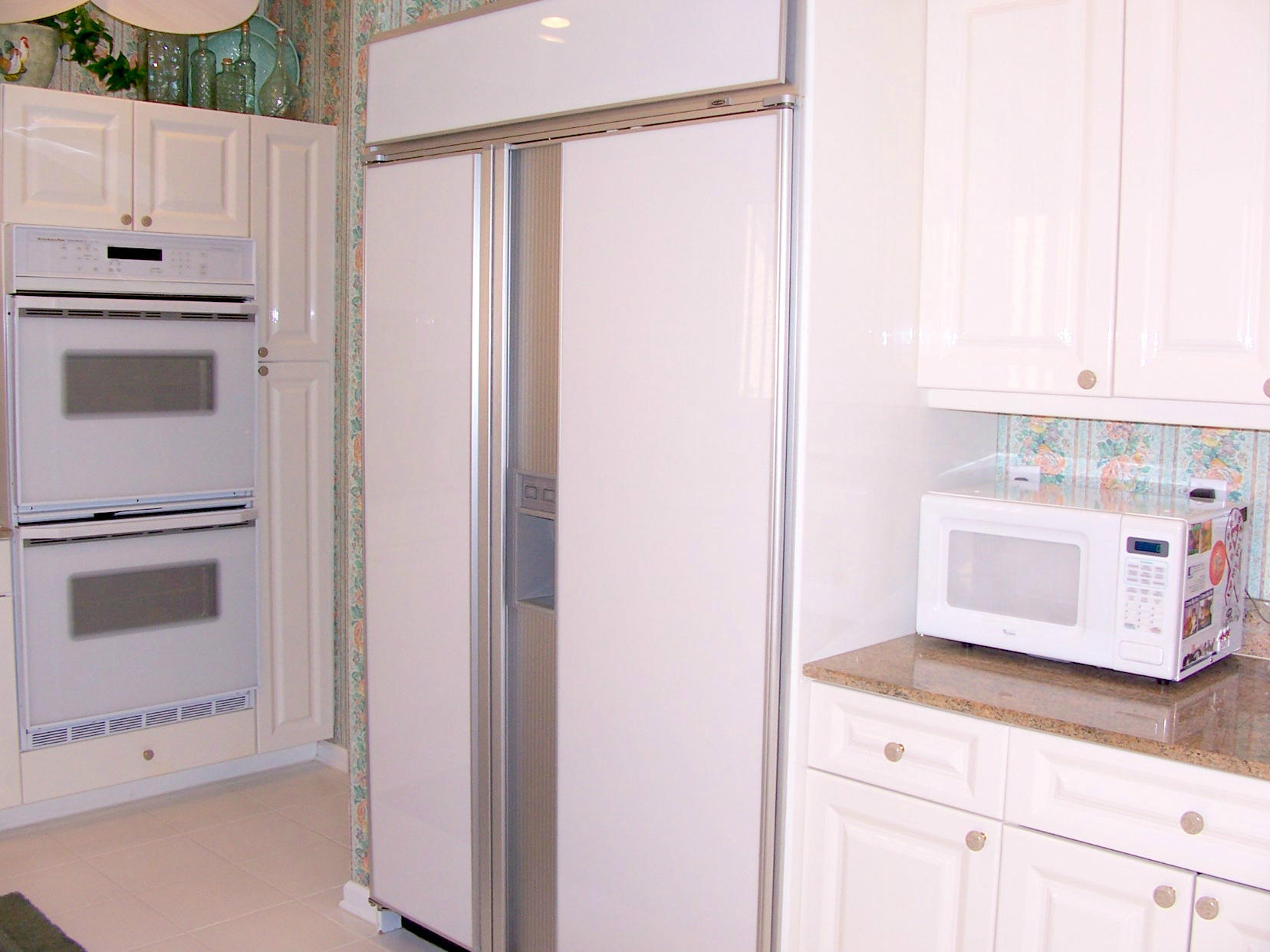 7151 Via Palomar Boca Raton, FL 33433 - Photo 8 of 29 Sub Zero Refrigerator
