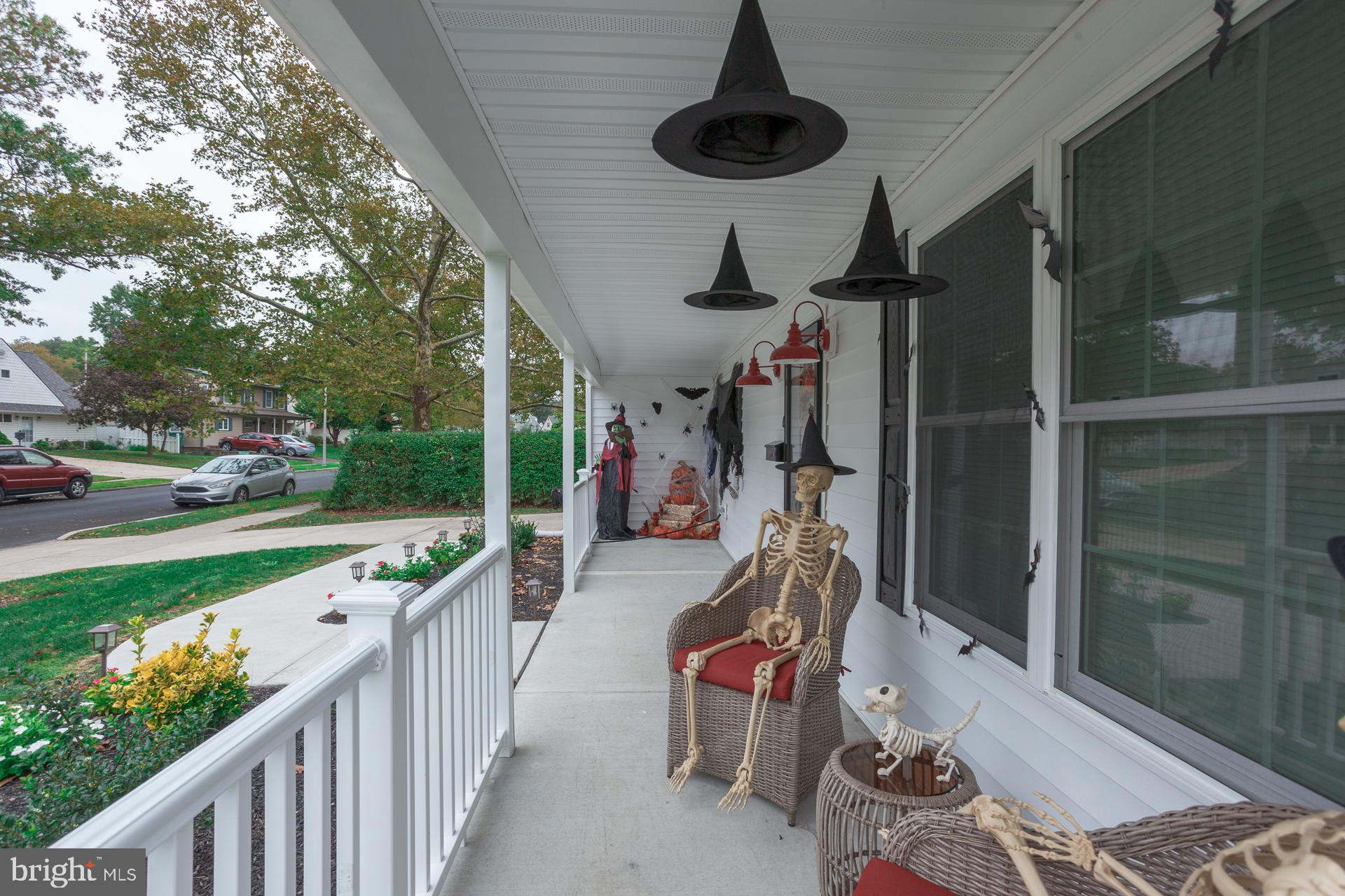 6 Hickory Lane Levittown, PA 19055 - Photo 3 of 32 a view of a patio with a yard