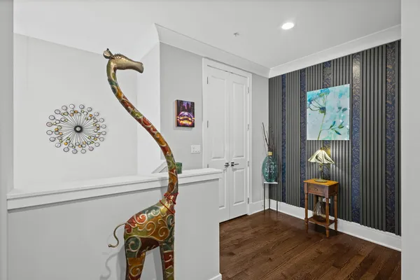 $950,000 | 5748 North Hermitage Avenue, Unit 106, Chicago, IL 60660