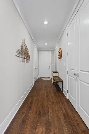 $950,000 | 5748 North Hermitage Avenue, Unit 106, Chicago, IL 60660