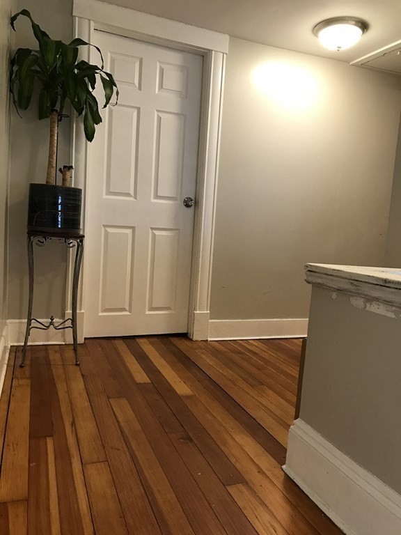 28 Sycamore Street Springfield, MA 01109 - Photo 16 of 26 Gallery Image 16