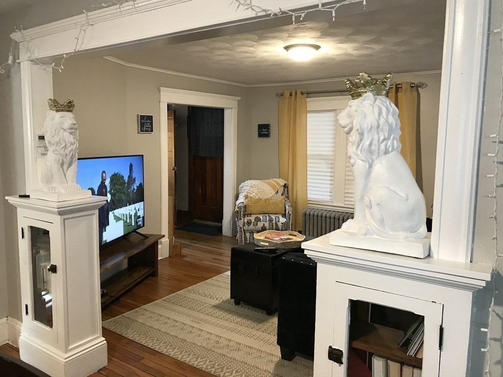 28 Sycamore Street Springfield, MA 01109 - Photo 9 of 26 Gallery Image 9