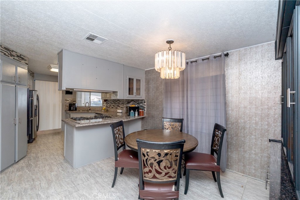 2601 East Victoria Street, Unit 357 Rancho Dominguez, CA 90220 - Photo 22 of 44