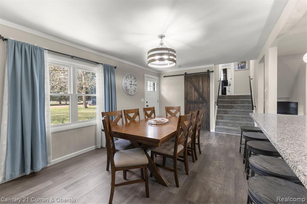 22321 Bell Road New Boston, MI 48164 - Photo 4 of 38