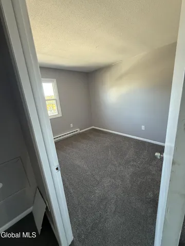 $1,700 | 22 Church Street, Unit 6, Schuylerville, NY 12871