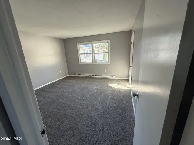 $1,700 | 22 Church Street, Unit 6, Schuylerville, NY 12871