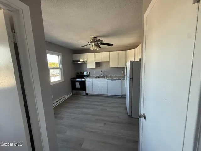 $1,700 | 22 Church Street, Unit 6, Schuylerville, NY 12871