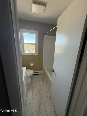 $1,700 | 22 Church Street, Unit 6, Schuylerville, NY 12871
