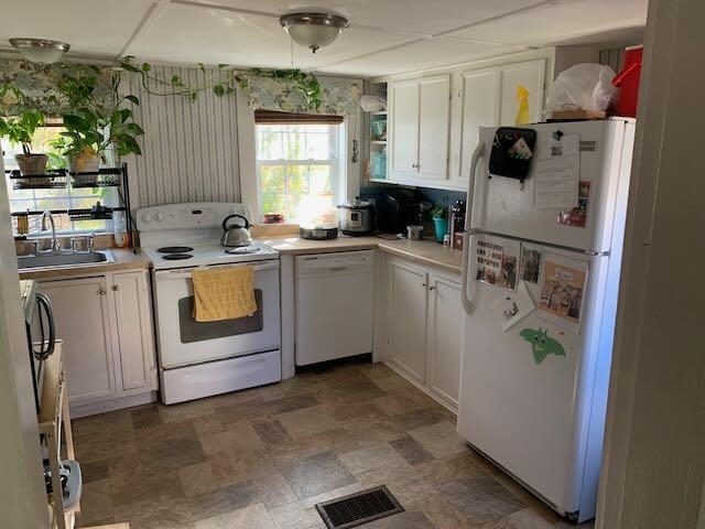 25 Maple Street Concord, NH 03301 - Photo 2 of 16