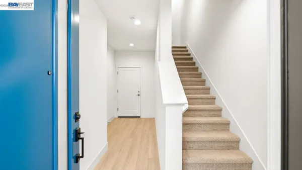 $1,281,852 | 1668 Clement Avenue, Alameda, CA 94501