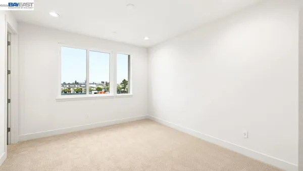 $1,281,852 | 1668 Clement Avenue, Alameda, CA 94501