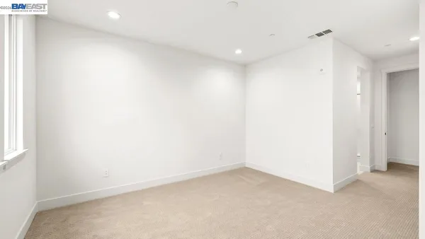 $1,281,852 | 1668 Clement Avenue, Alameda, CA 94501