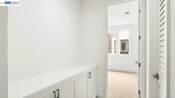 $1,281,852 | 1668 Clement Avenue, Alameda, CA 94501