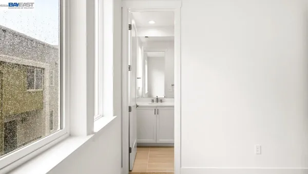 $1,281,852 | 1668 Clement Avenue, Alameda, CA 94501