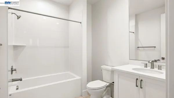 $1,281,852 | 1668 Clement Avenue, Alameda, CA 94501