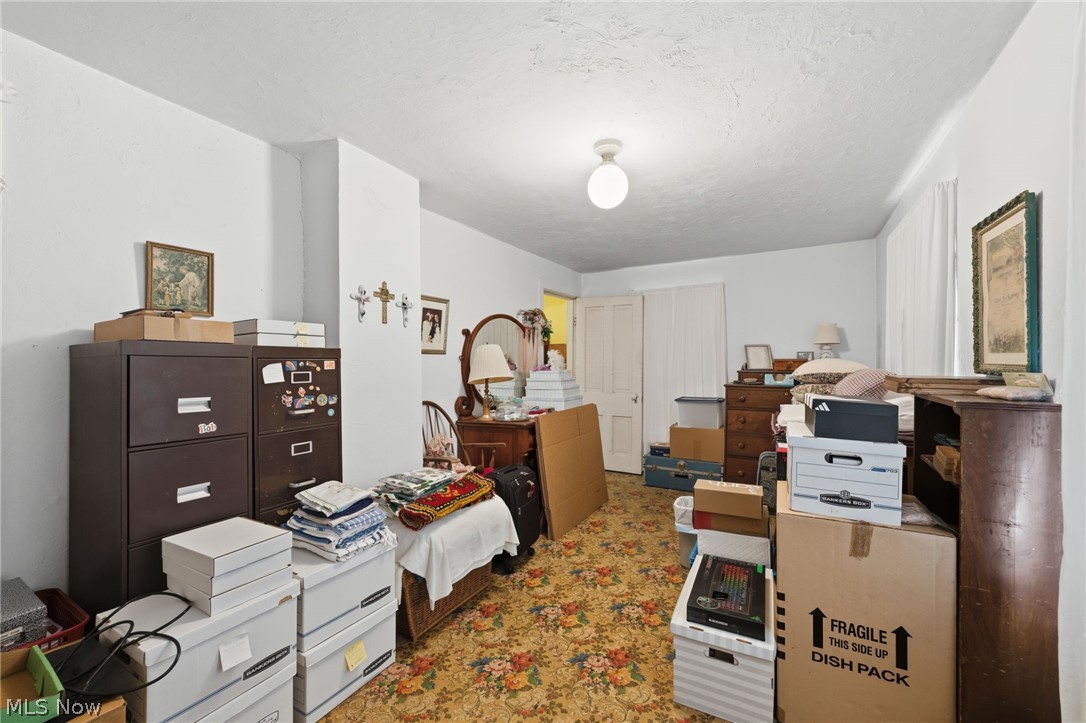 36602 Kinzel Road Avon, OH 44011 - Photo 25 of 49 Owner's Bedroom used as strorage