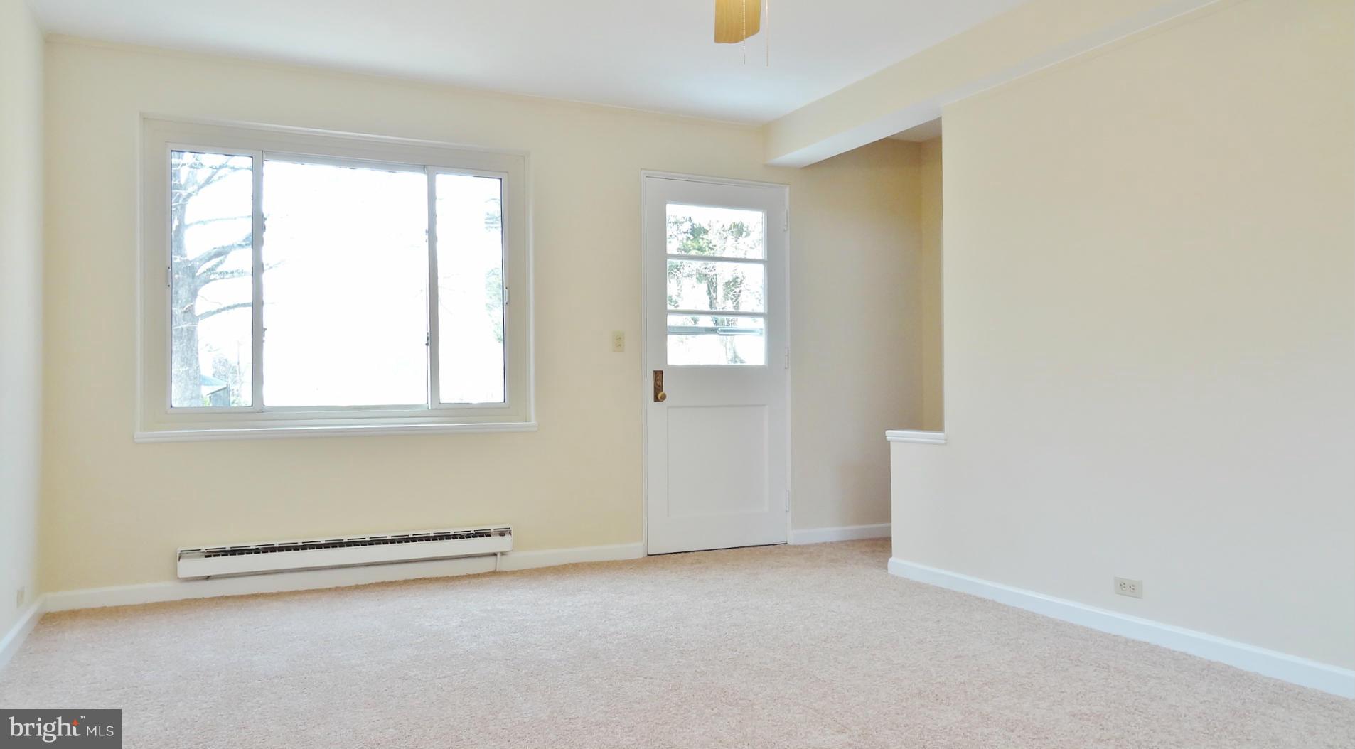2 Crescent Road Greenbelt, MD 20770 - Photo 6 of 18 Living Room