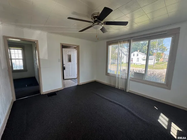 $49,000 | 584 East South Street, Galesburg, IL 61401