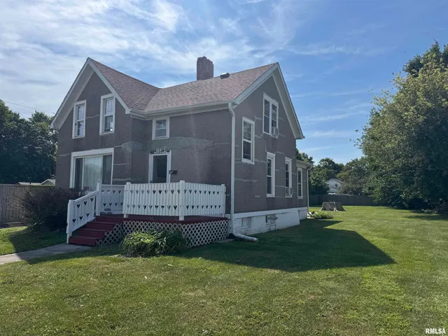 $49,000 | 584 East South Street, Galesburg, IL 61401